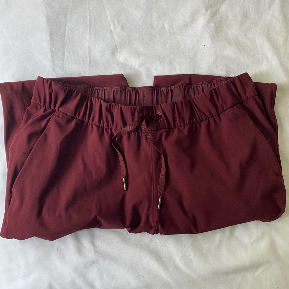 Lululemon stretch high rise joggers